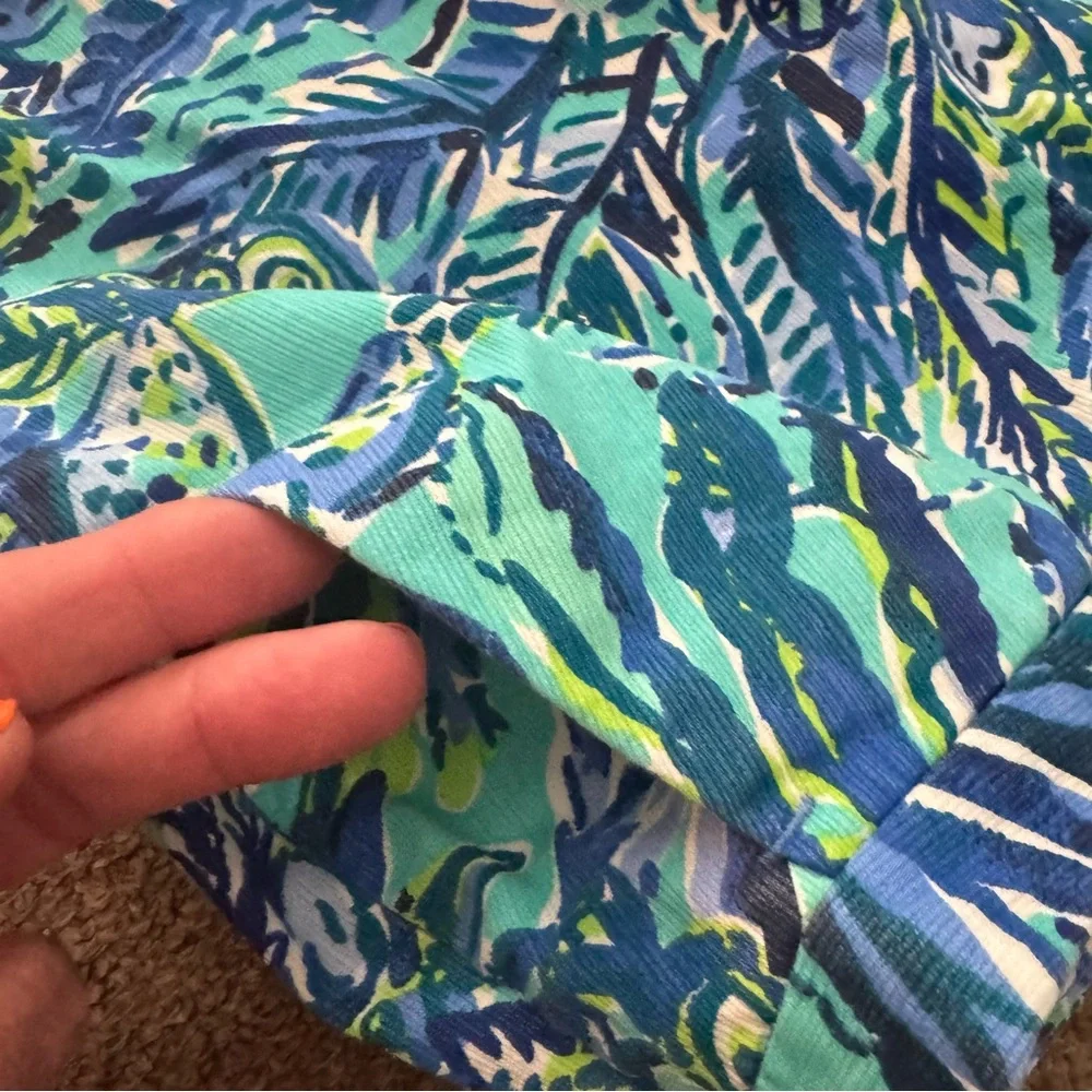 Lilly Pulitzer Blue and Green Floral Patterned shorts - Picture 7 of 7
